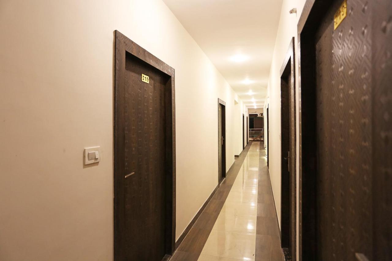Oyo 9476 Hotel Mittal Кота Екстер'єр фото